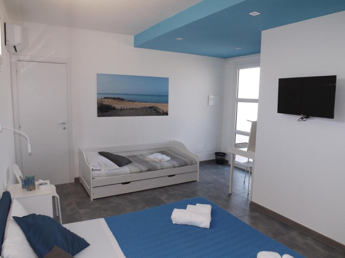 Bed and Breakfast La Dimora di Ntò Villaggio Azzurro Esterno foto